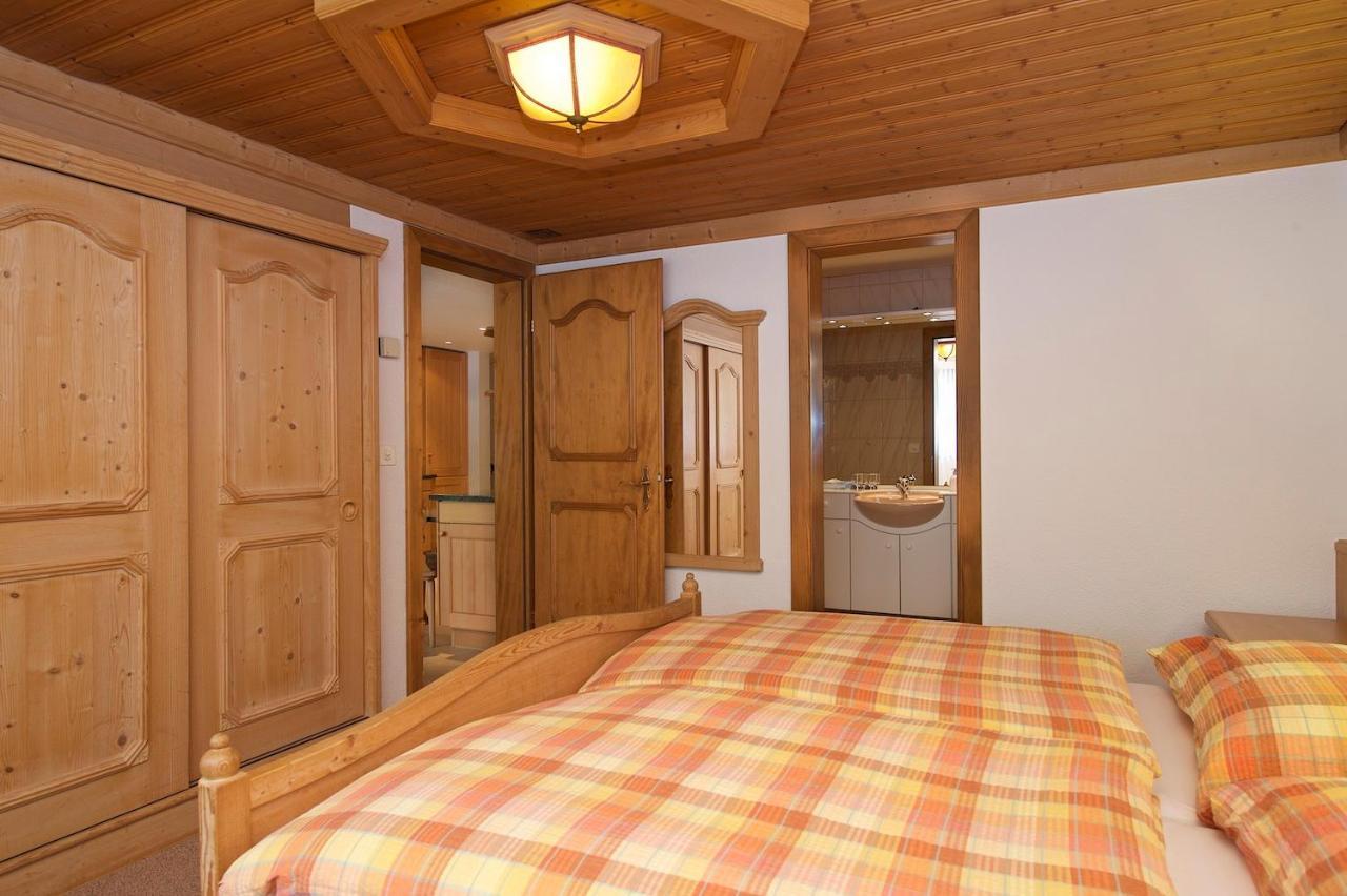 Hotel Jaegerhof Zermatt Exterior photo