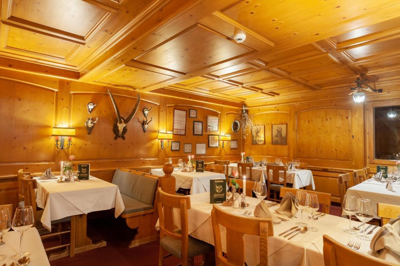 Hotel Jaegerhof Zermatt Exterior photo